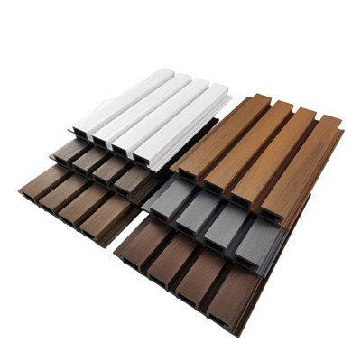 Papan Pelapisan Komposit Luaran